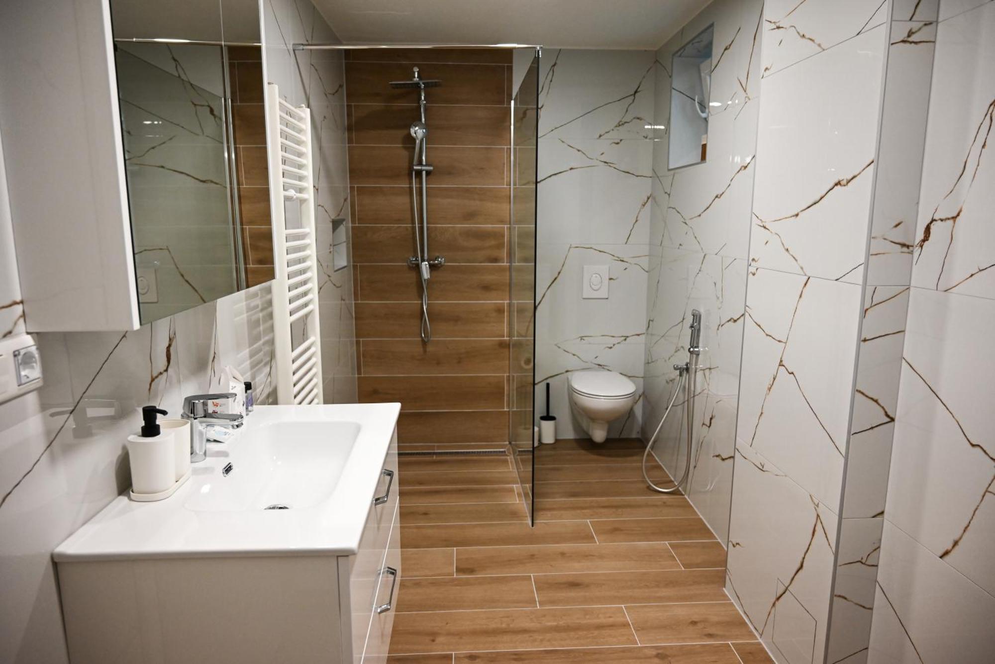 Apartma Cave Bliss Marburg Exterior foto